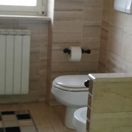 Homestay Domus Paris *