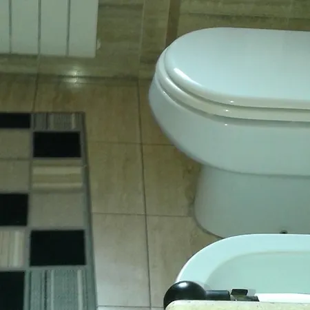 Domus Paris Homestay